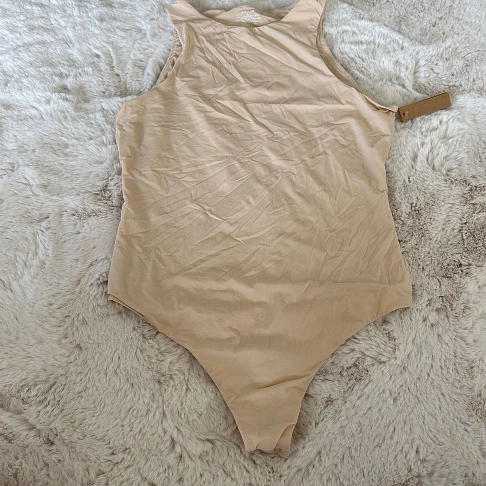 SKIMS Fits Everybody High Neck Bodysuit Sand Size L - Picture 4 of 8